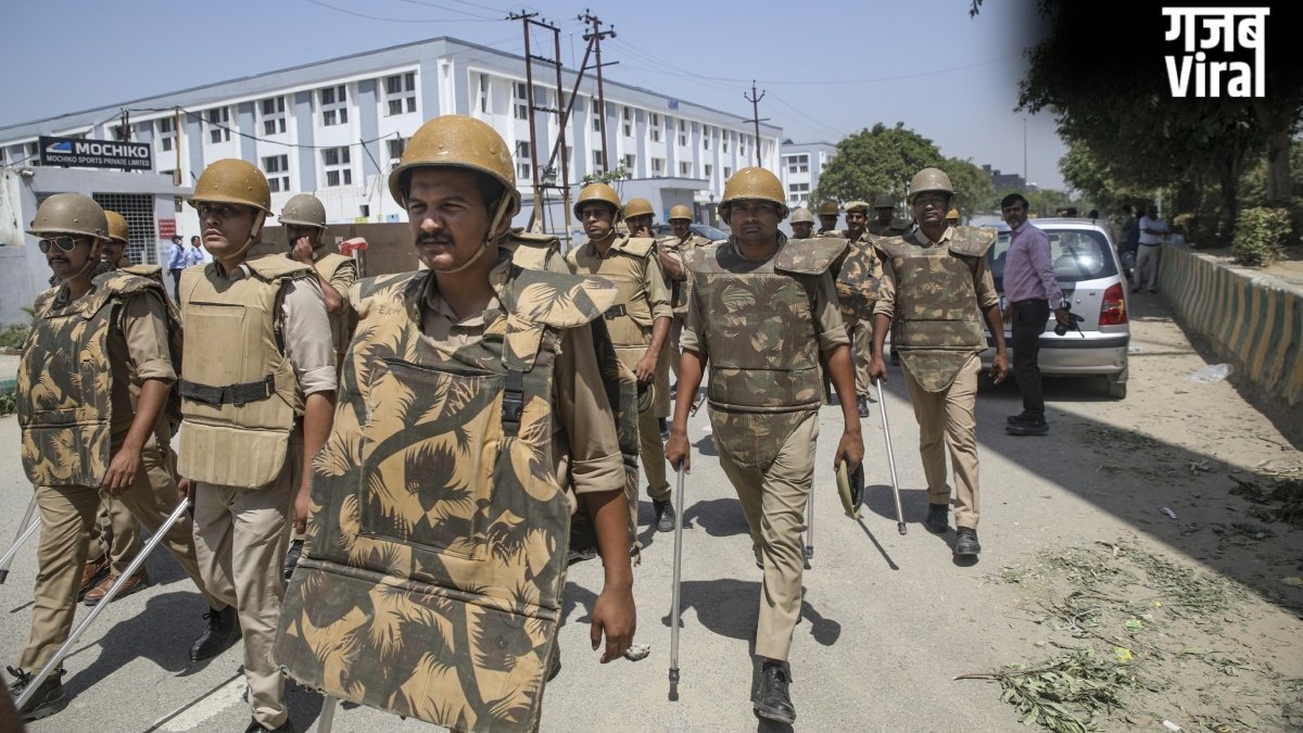 नोएडा में 30 अप्रैल से लेकर 8 मई तक धारा 163 लागू, हिंसा के बाद पुलिस अलर्ट मोड पर