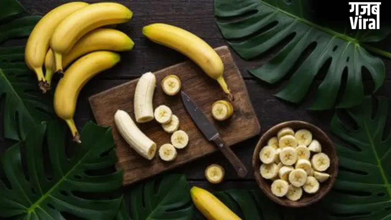 Benefits of Banana: क्या होगा अगर आप रोजाना एक केला खाएंगे, दिखेंगे अद्भुत बदलाव; आज ही शुरू करें​