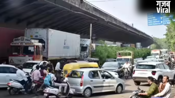 आगरा-मुंबई नेशनल हाईवे पर चक्का जाम, 17 जिलों में असर, घर से निकलने से पहले चेक कर लें नाम