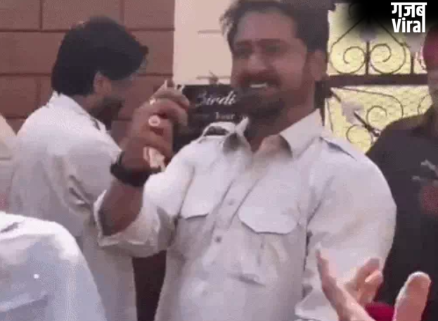 भाईयों ने इकलौती बहन को घर गिफ्ट किया:175 गज में बना, कीमत करीब ₹50 लाख; सरप्राइज देख फूट-फूटकर रोई​