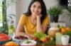Summer Diet Tips: गर्मी में बॉडी को हाइड्रेट और हेल्दी रखने के लिए क्या खाएं और किन चीजों से करें परहेज? डॉक्टर से जानें सही डाइट प्लान