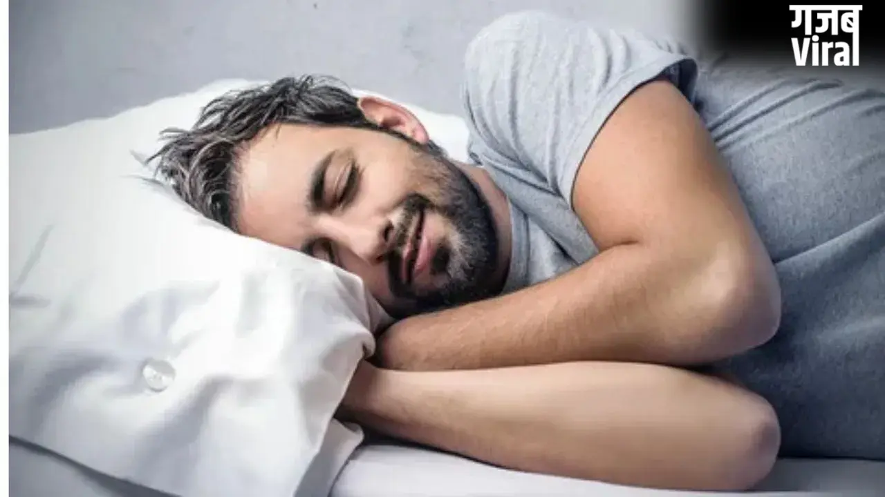 Vastu Tips: सिरहाने की सही दिशा से बदल सकती है किस्मत, जानिए क्या कहता है वास्तु शास्त्र