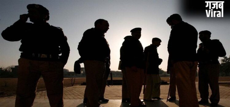 देर रात घरों में छापेमारी, Pakistan Army पर बलूच युवकों को उठाकर ‘गायब’ करने के नए आरोप लगे।​