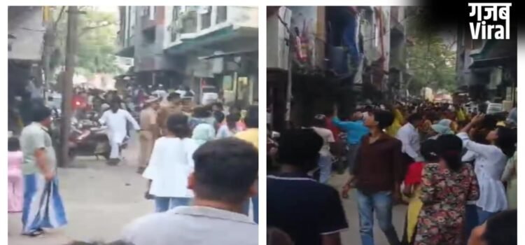 गाजियाबाद: देवी मंदिर से लौट रहे लोगों पर विशेष समुदाय के युवकों का हमला, महिलाओं के कपड़े फाड़े, नौ लोग घायल
