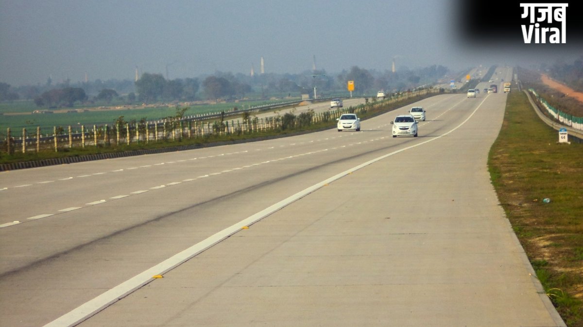 दिल्ली से नोएडा एयरपोर्ट पहुंचना होगा आसान! नए 10 लेन हाइवे से सफर होगा सुपरफास्ट, बदलेगा NCR का ट्रैफिक सिस्टम​