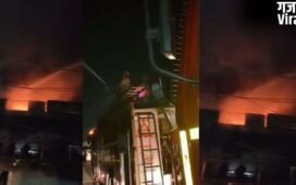गाजियाबाद में AC के सर्विस सेंटर में लगी भीषण आग, कई धमाकों के साथ फटे एसी गैस सिलेंडर और कंप्रेसर, एक शख्स की मौत​