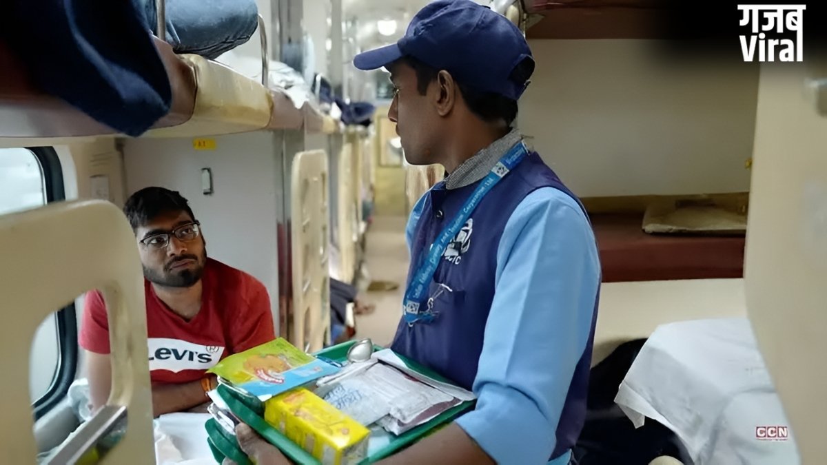 ट्रेन में फूड वेंडर ज्यादा पैसे मांगे तो क्या करें? जानें IRCTC के नियम