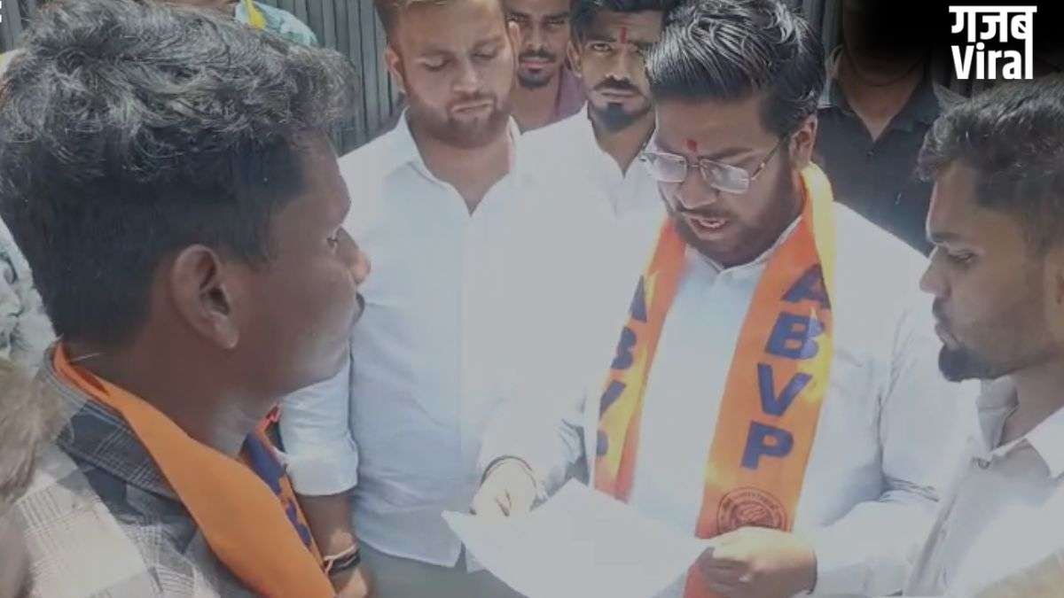 कानपुर: छठवीं क्लास का बच्चा टीका लगाकर स्कूल गया तो मुस्लिम टीचर ने की पिटाई, खूब हुआ हंगामा