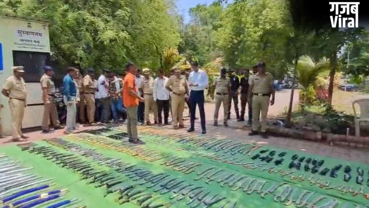 तलवार, खंजर और… घर में रखे थे 4796 धारदार हथियार, कीमत 43 लाख; देख दंग गए रह गई नांदेड़ पुलिस