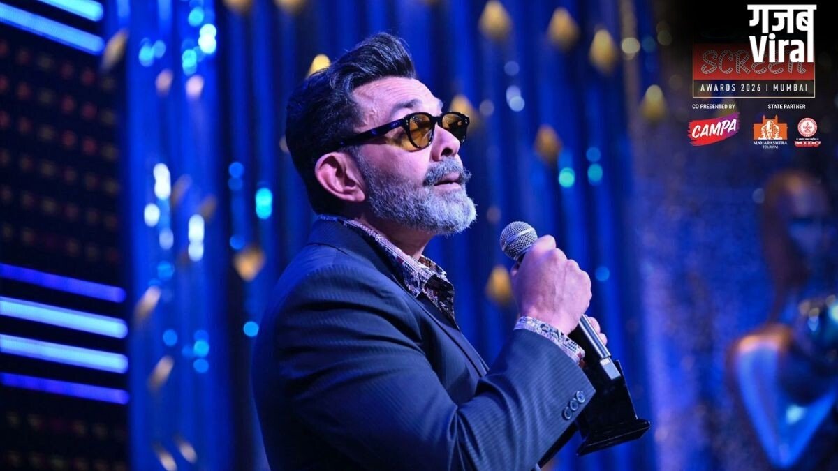 अनुराग कश्यप की बंदर साइन करने से हिचकिचा रहे थे बॉबी देओल, धर्मेंद्र के कहने पर भरी हामी