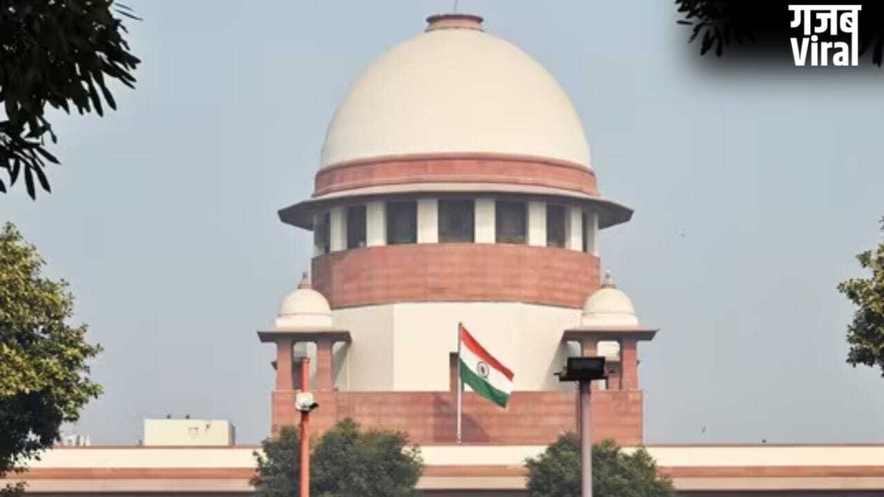 मजदूर हैं, आतंकवादी नहीं… नोएडा में प्रदर्शन के दौरान गिरफ्तारी पर सुप्रीम कोर्ट ने लगाई UP पुलिस को फटकार