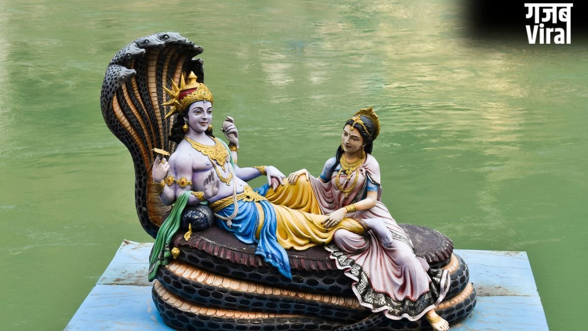 Ekadashi Puja Mantra: अपरा एकादशी के दिन भगवान विष्णु के इस मूल मंत्र का करें जाप, पूरी होगी हर अधूरी इच्छा​