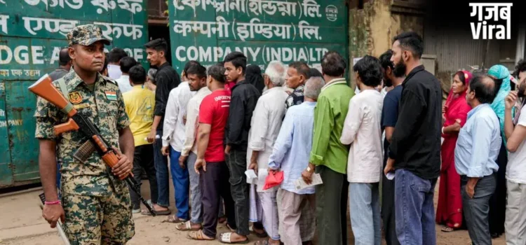 चुनाव आयोग का बड़ा एक्शन, पश्चिम बंगाल में 15 बूथों पर दोबारा मतदान जारी