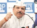 राम मंदिर चढ़ावा चोरी मामले के बीच फिर बाहर आया जमीन घोटाले का जिन्न, SIT के सामने सबूत पेश करेंगे संजय सिंह​