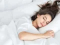 Excessive Sleep:  क्या आपको भी आती है जरूरत से ज्यादा नींद? नजरअंदाज करना पड़ सकता है महंगा​