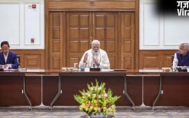 पीएम मोदी ने EAC-PM के साथ की अहम मीटिंग, पश्चिम एशिया में जारी तनाव के बीच अर्थव्यवस्था को मजबूत करने पर हुई चर्चा​