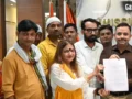 आगरा में नाज़िया इलाही के खिलाफ कार्रवाई की मांग, सशक्त पीली सेना ने डीसीपी को सौंपा ज्ञापन