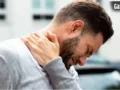 Pinched Nerve Problem: क्या होती है दबी हुई नसों की समस्या, जिससे जूझ रहे हैं सिंगर सोनू निगम?​