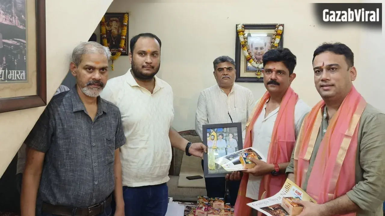 लोक निर्माण विभाग की बैठक में सीएम योगी ने दिए सख्त निर्देश, कहा- विकास कार्यों में देरी बर्दाश्त नहीं