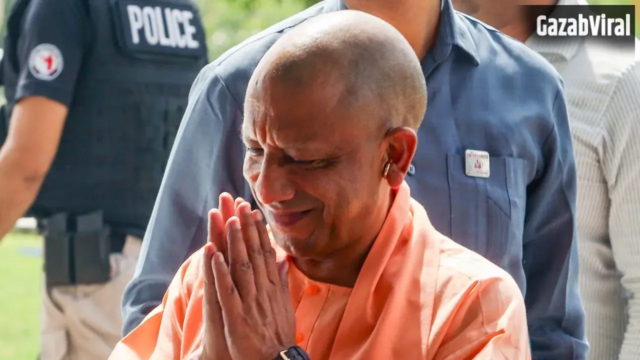 चंदा चोरी विवाद के बीच 7.30 घंटे अयोध्या में रुकेंगे CM योगी! प्रशासनिक निर्देश के जरिए चंपत राय से बनाई दूरी