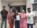आगरा में कम्युनिटी डॉग्स को लेकर हिंसक विवाद; मां-बेटी पर जानलेवा हमला, एक कुत्ते की मौत