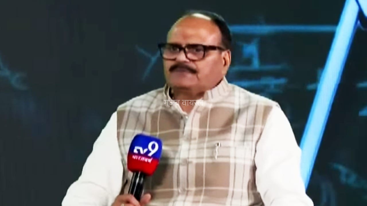 ‘सपा अपने नाम पर वोट मांगने से कतरा रही…’ ब्रजेश पाठक का अखिलेश यादव के PDA पर हमला