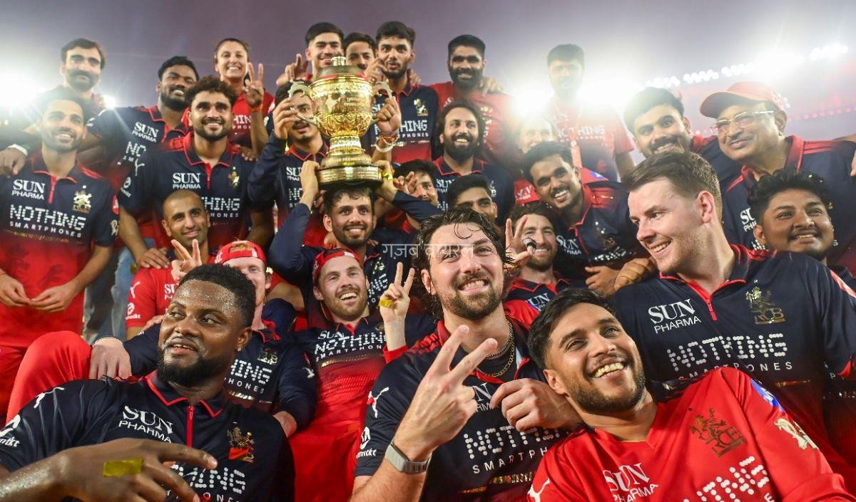 RCB बनी 300 मिलियन डॉलर से अधिक ब्रांड वैल्यू वाली दुनिया की पहली क्रिकेट टीम​