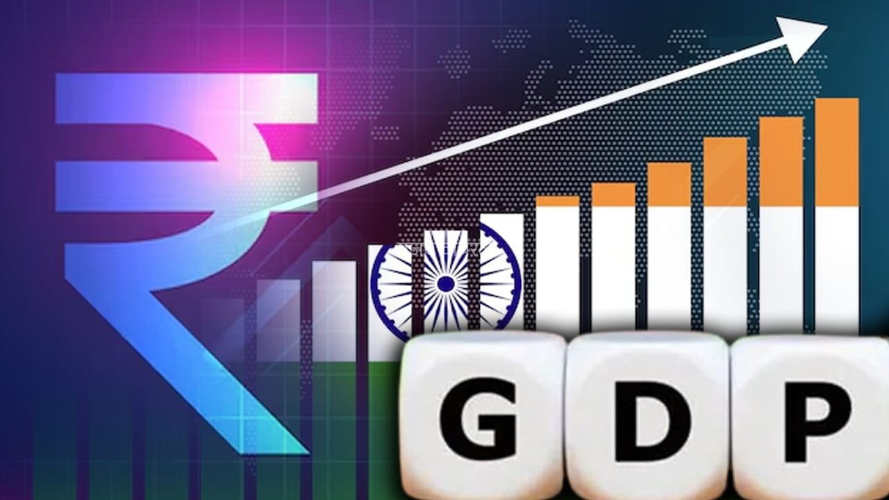 दुनिया में कहां खड़ी है देश की GDP? सरकार ने संसद में दी हैरान करने वाली जानकारी​