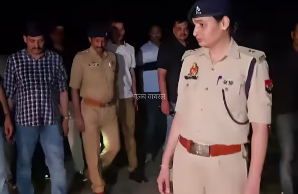 मेरे सेठ को लूट लो, सारा कर्ज उतर जाएगा’… दोस्त की एक बात सुनकर सुरेंद्र ने रच डाली खौफनाक साजिश, झांसी की पूरी प्लानिंग सामने आई तो पुलिस भी रह गई हैरान