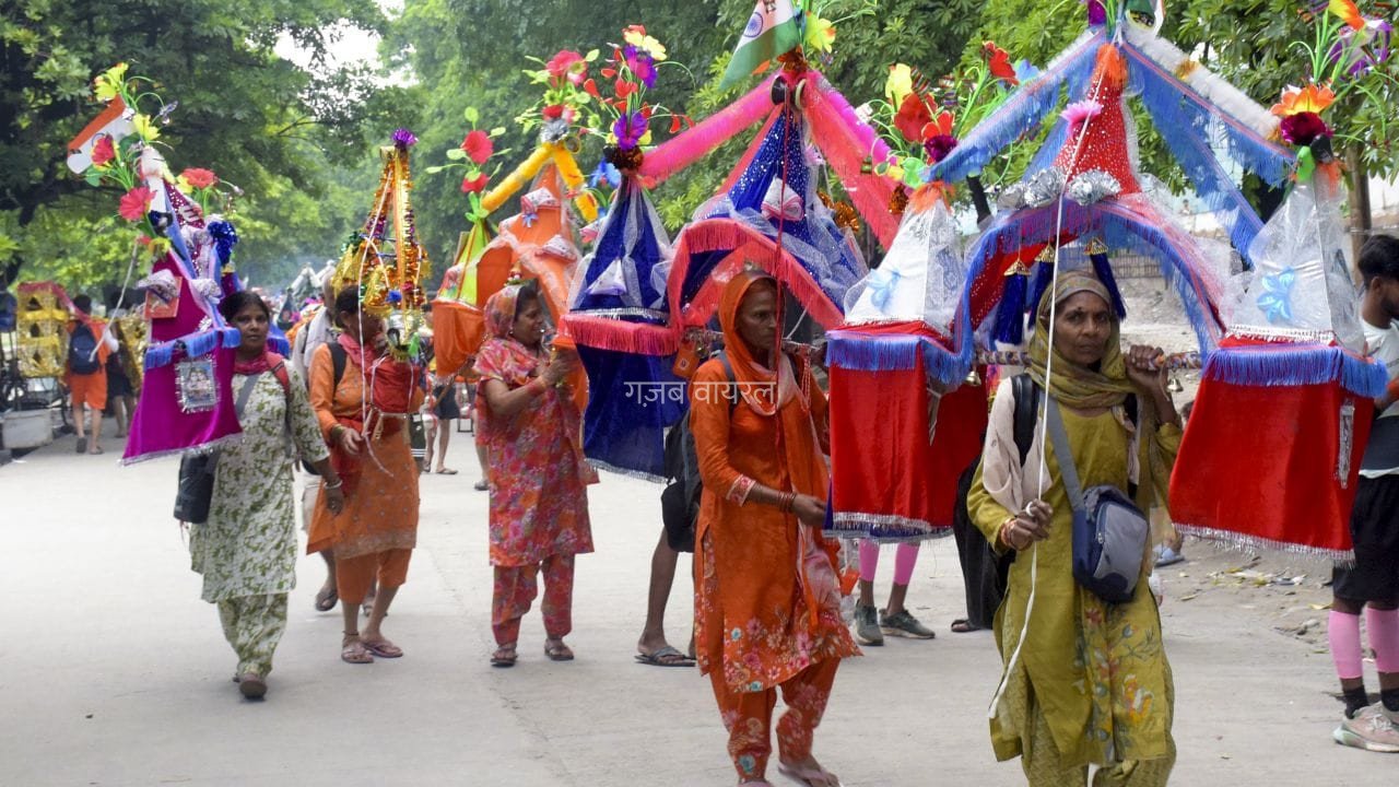 आस्था और अनुशासन का अद्भुत संगम है कांवड़ यात्रा​