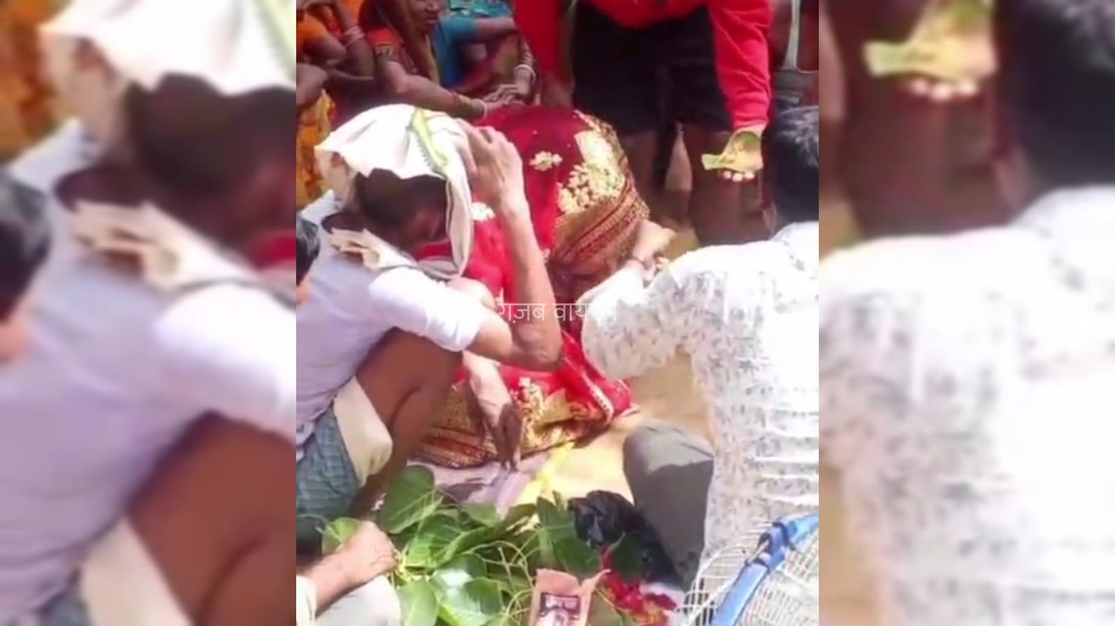 ​​​रात के अंधेरे में​​ प्रेमिका से मिलने पहुंचा प्रेमी, तभी गाँव वालों की पड़ी नजर और कर दिया ये कांड…..​​​​