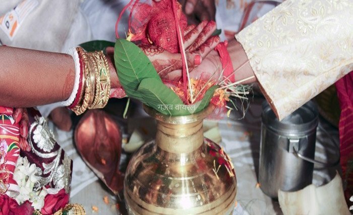 ​​शादी के 1 घंटे बाद तलाक लेने कोर्ट पहुंचा कपल, कोर्ट ने सुनाई ऐसी अनोखी सजा उड़ गए तोते​​​